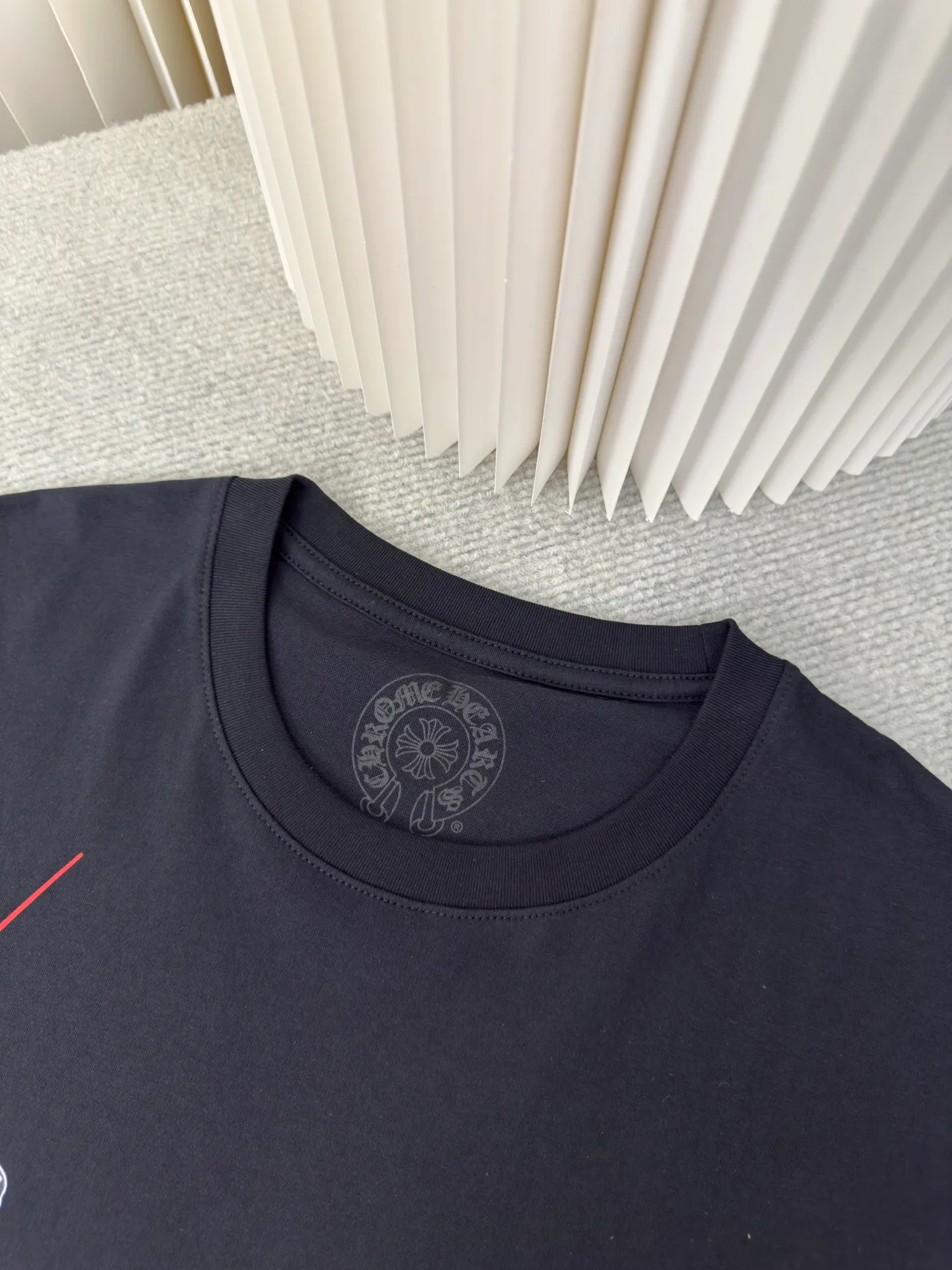 P240 Chrome Hearts Star Wars Limited Short Sleeves Authentic Open Edition - Physical Counter - Top Luxury Quality 🆚 Instant sale of all editions on the market. The fabric is made of 26 weave 200 grams of cotton. The printing is made of hand glue printing. Customized accessories. Size S M L